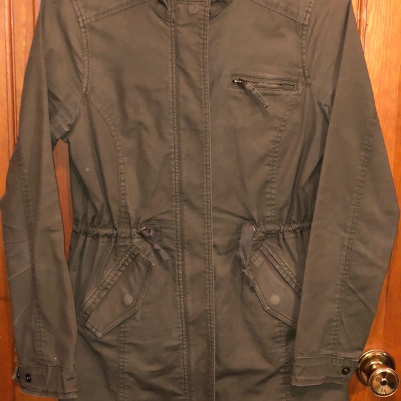 Lucky Brand Utility Jacket Removable Faux Fur Hood Trim DRY CLEANED Army Green S - Picture 12 of 16
